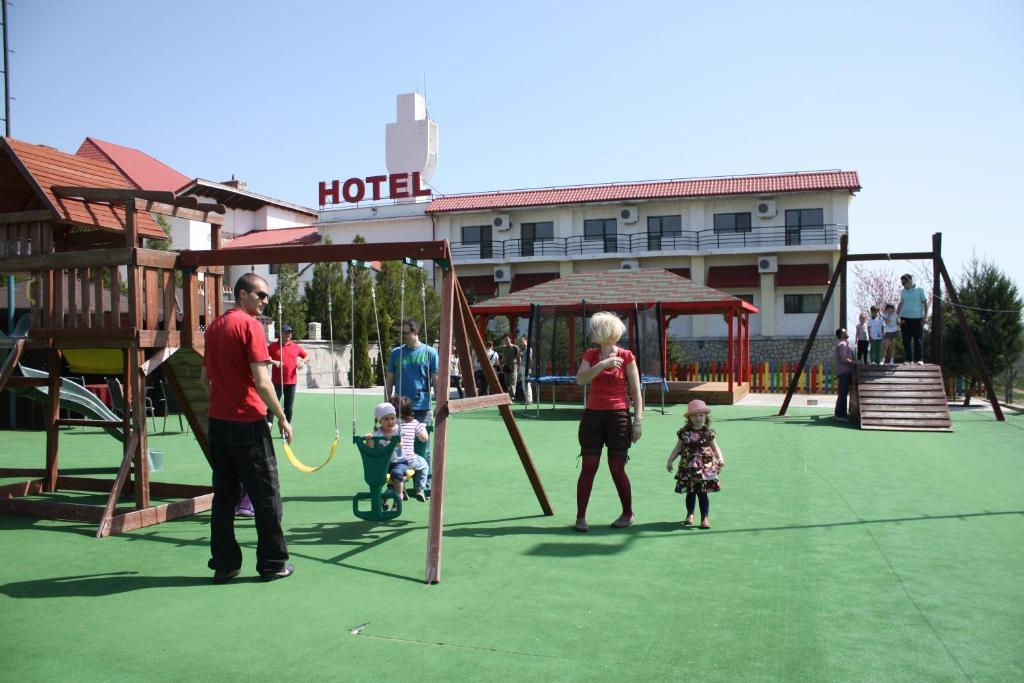 Hotel Magura Verde Bacău Exteriér fotografie